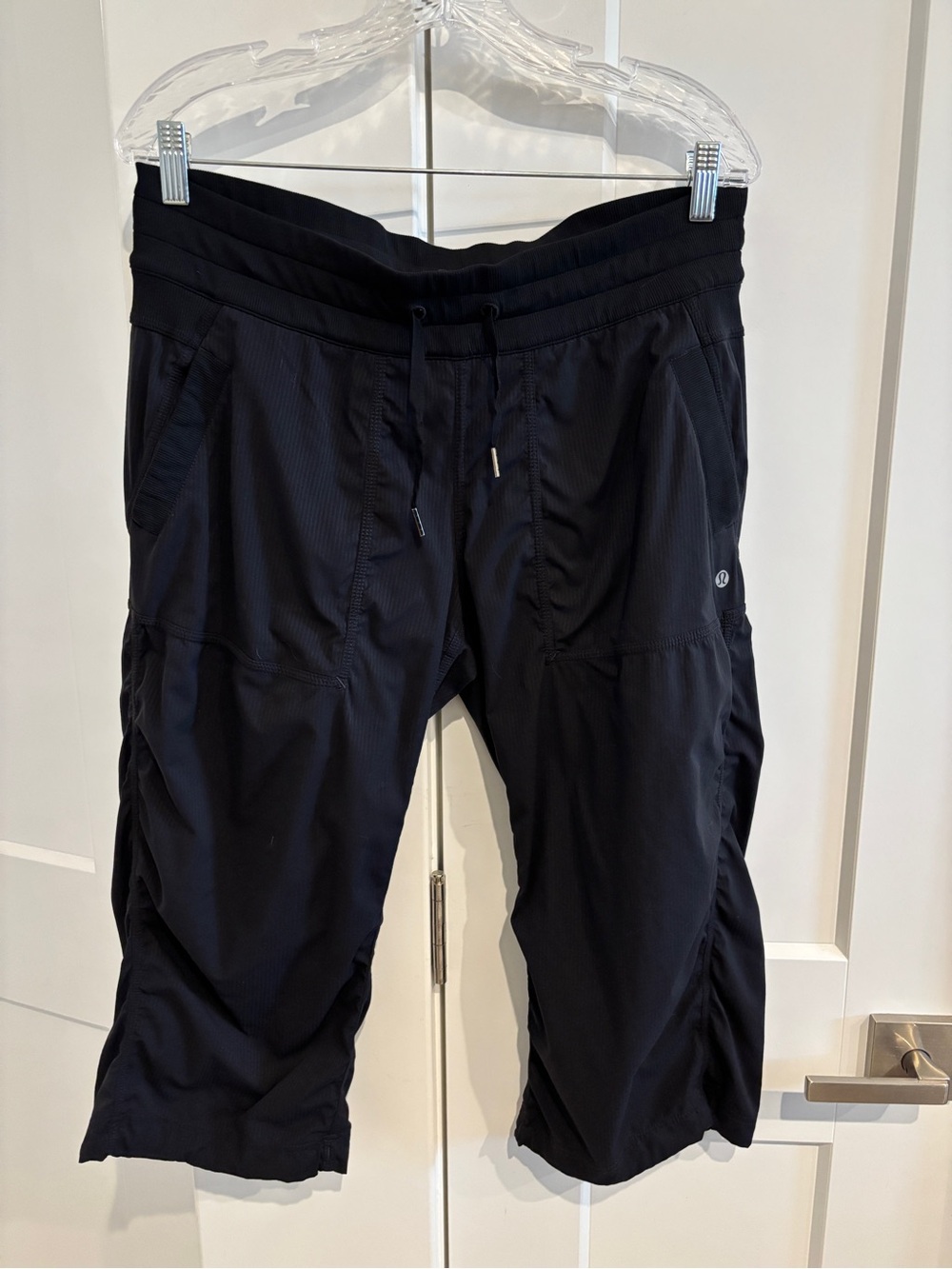 lululemon athletica Black Capri Pants with Drawstring. Size 10 - Picture 2 of 6